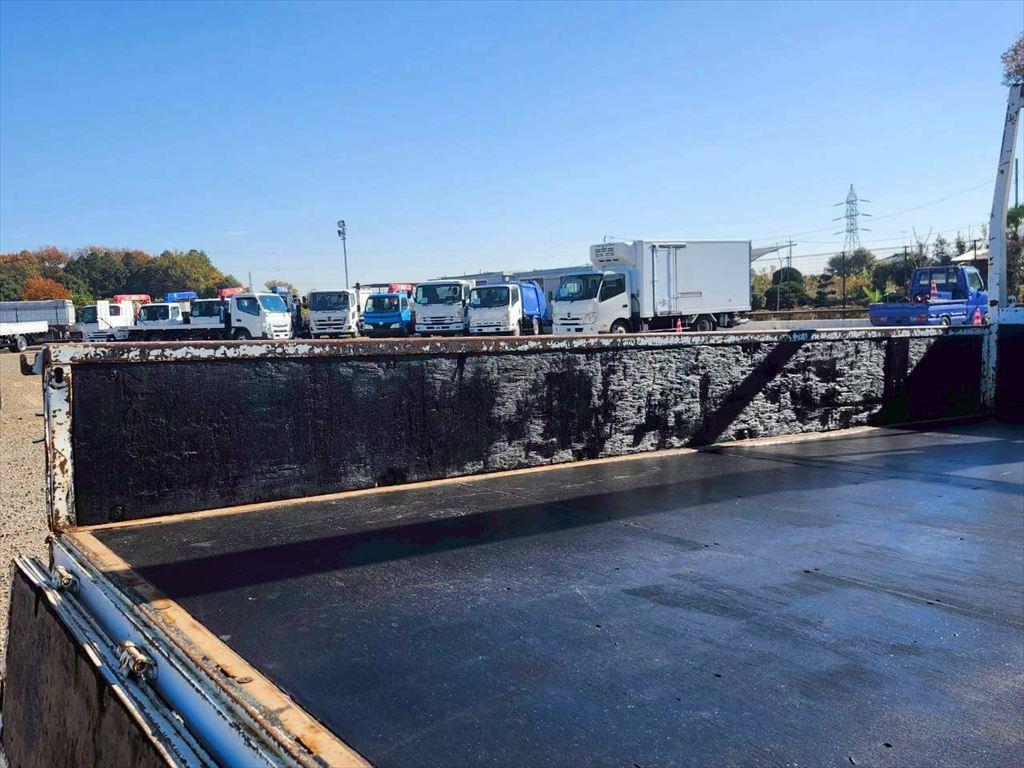 三菱 キャンター KK-FF83EFY(6x4)の写真9