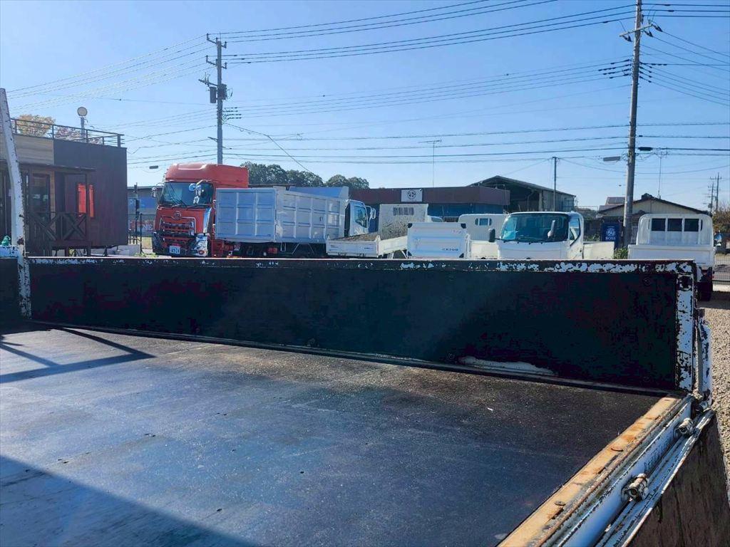 三菱 キャンター KK-FF83EFY(6x4)の写真10