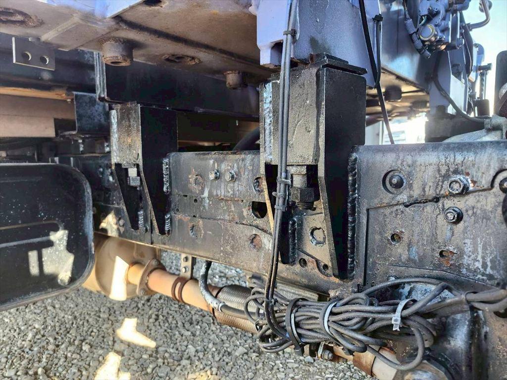 三菱 キャンター KK-FF83EFY(6x4)の写真16