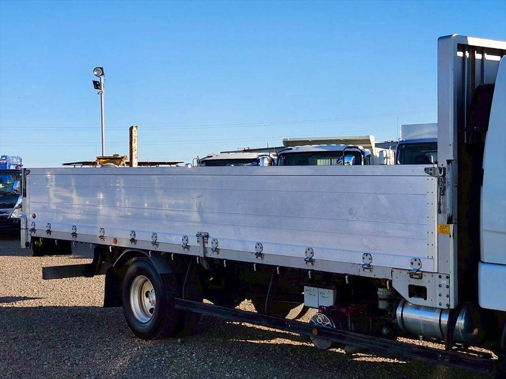 三菱 ファイター TKG-FK61F(2WD)の写真5