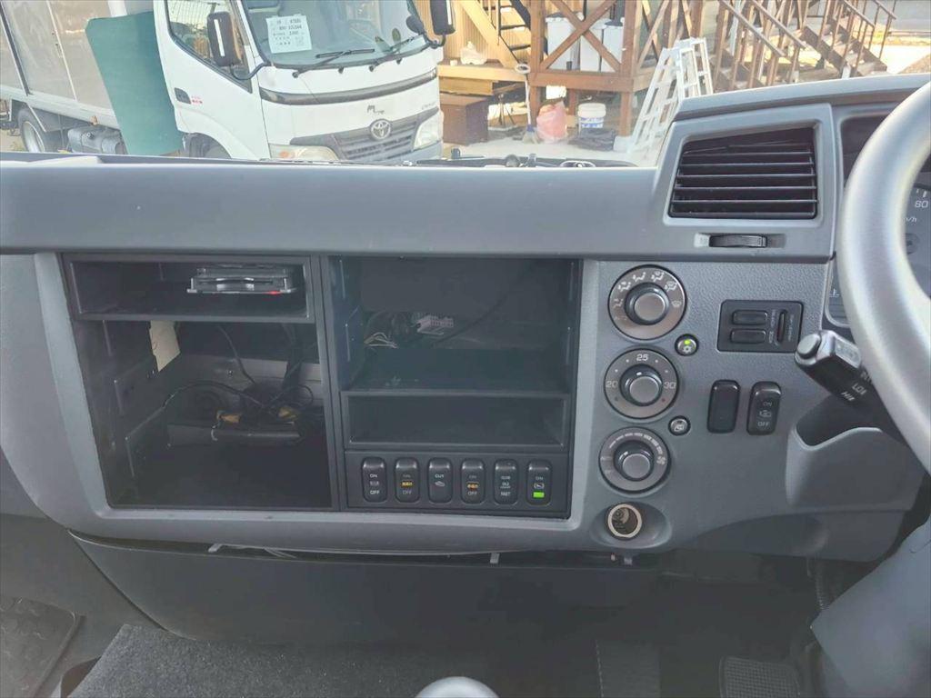 三菱 ファイター TKG-FK61F(2WD)の写真22