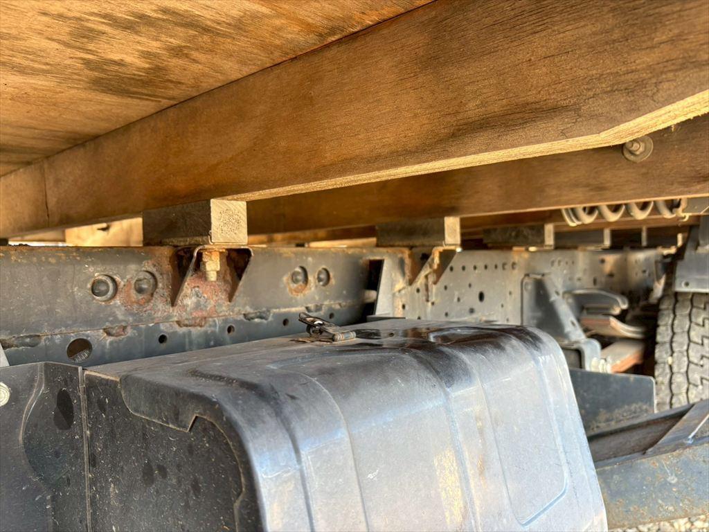 いすゞ エルフ TPG-NPR85AR(2WD)の写真16