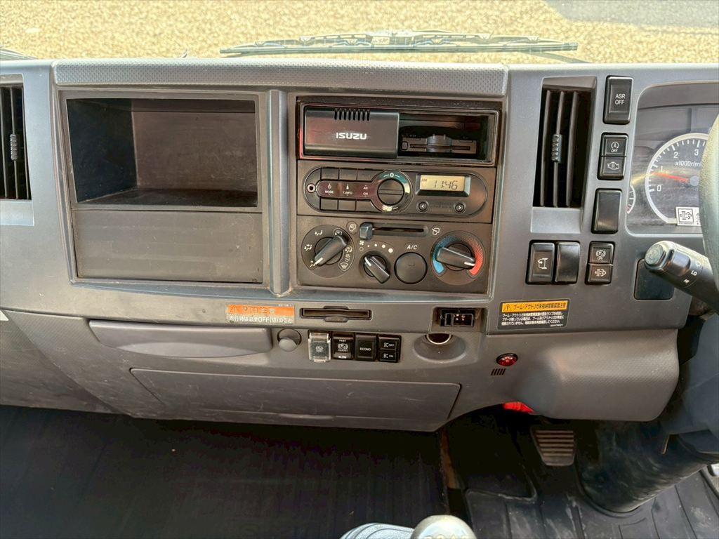 いすゞ エルフ TPG-NPR85AR(2WD)の写真22