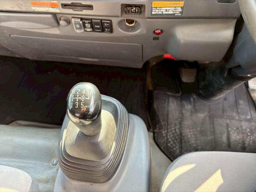 いすゞ エルフ TPG-NPR85AR(2WD)の写真23