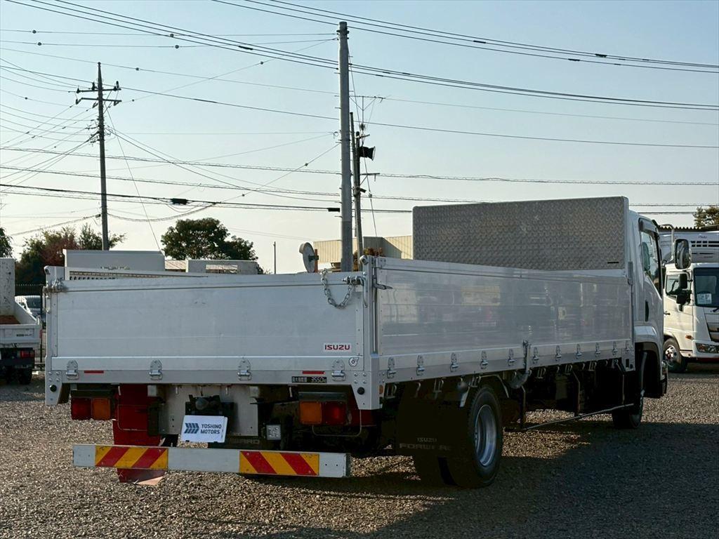 いすゞ フォワード TKG-FRR90T2(2WD)の写真4