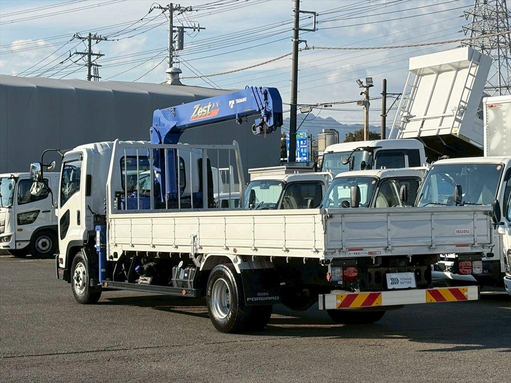 いすゞ フォワード 2PG-FRR90S2(2WD)の写真3