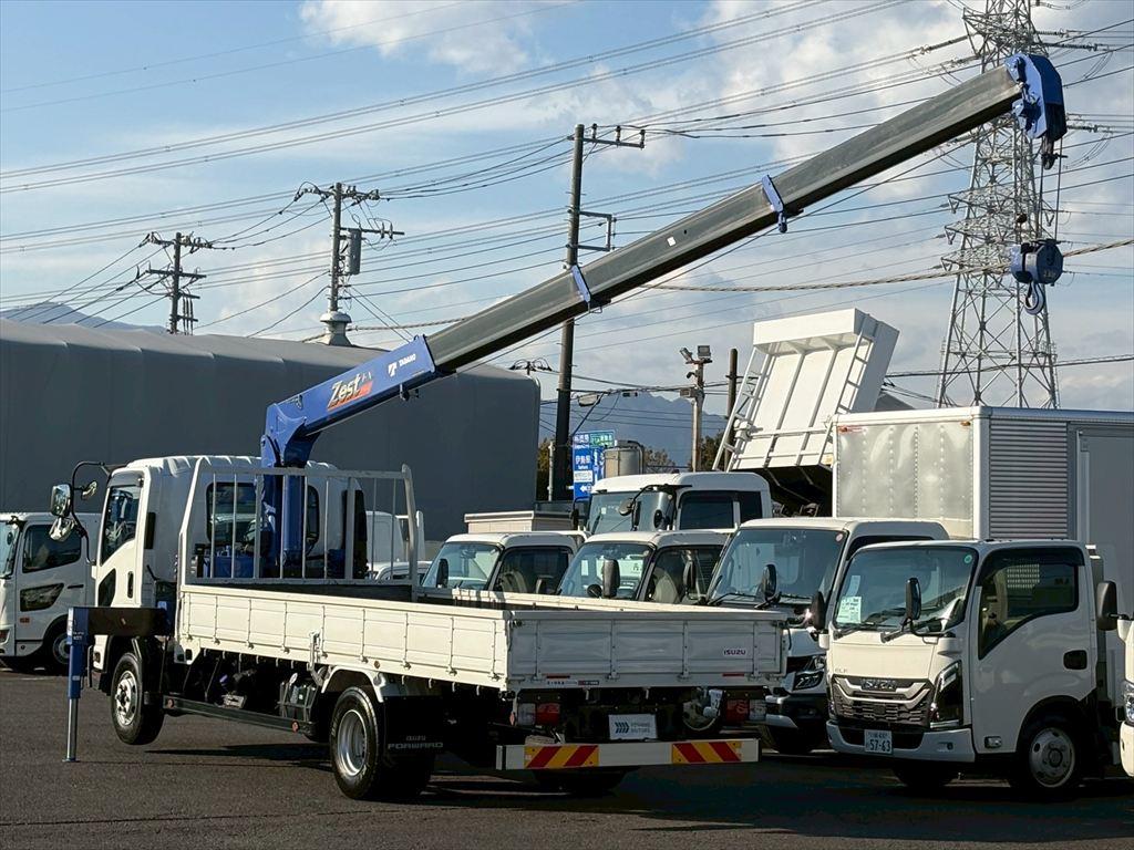 いすゞ フォワード 2PG-FRR90S2(2WD)の写真12