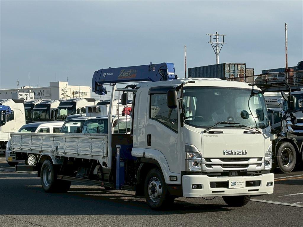 いすゞ フォワード 2PG-FRR90S2(2WD)の写真2