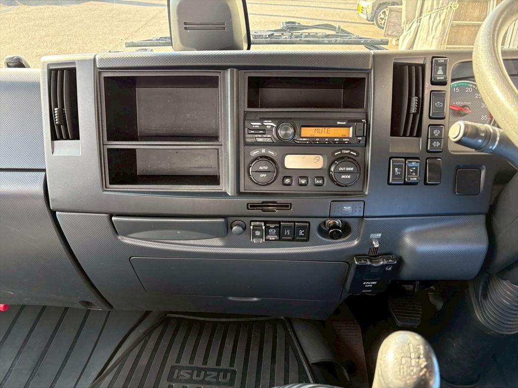 いすゞ フォワード 2PG-FRR90S2(2WD)の写真22