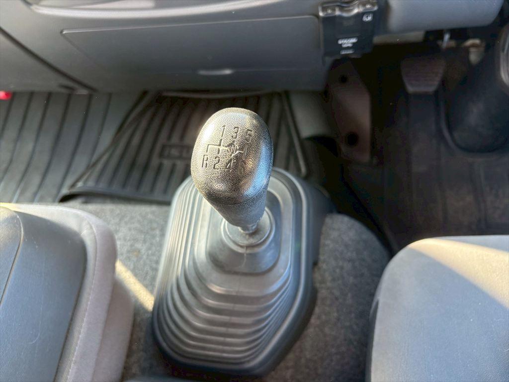 いすゞ フォワード 2PG-FRR90S2(2WD)の写真23