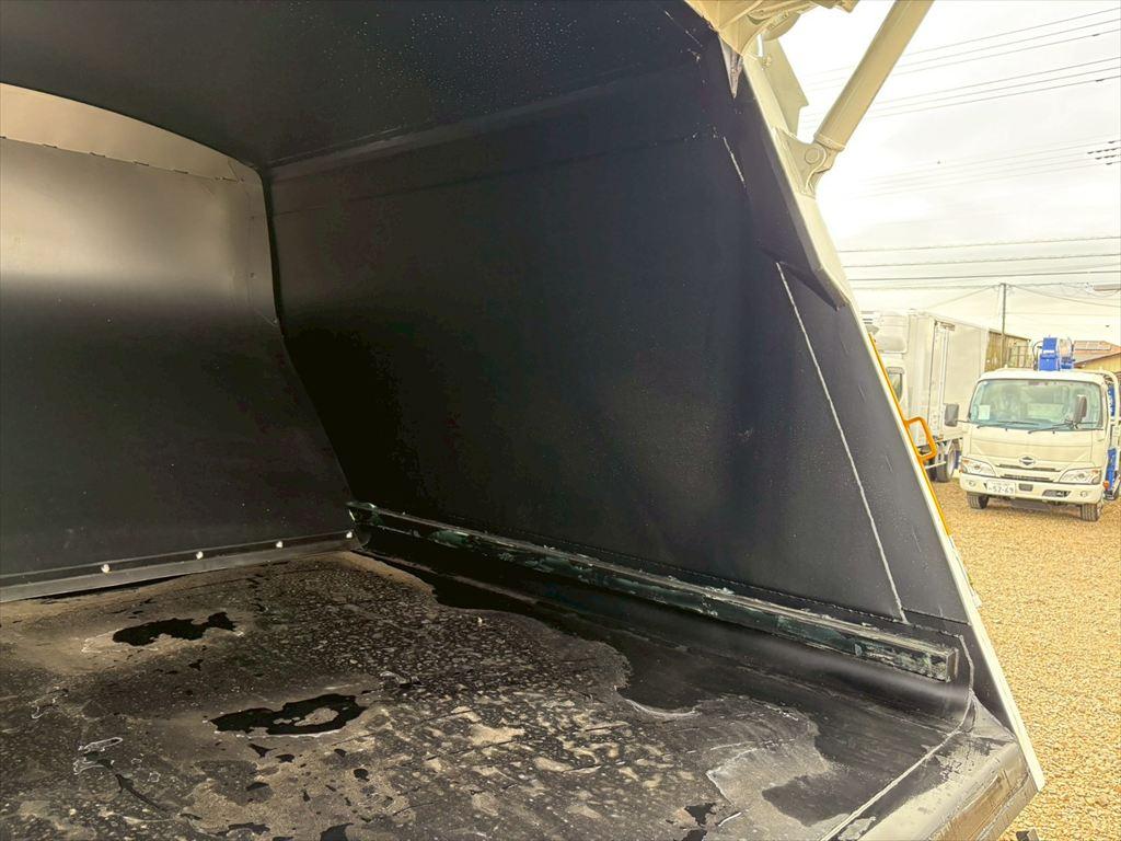 三菱 ファイター 2KG-FK72F(2WD)の写真10