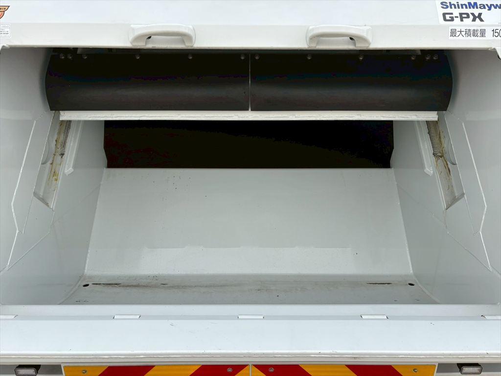 三菱 ファイター 2KG-FK72F(2WD)の写真13