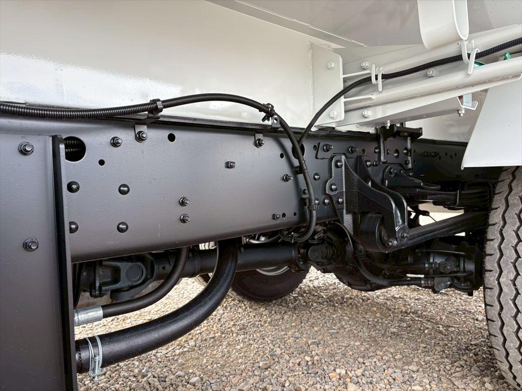 三菱 ファイター 2KG-FK72F(2WD)の写真16