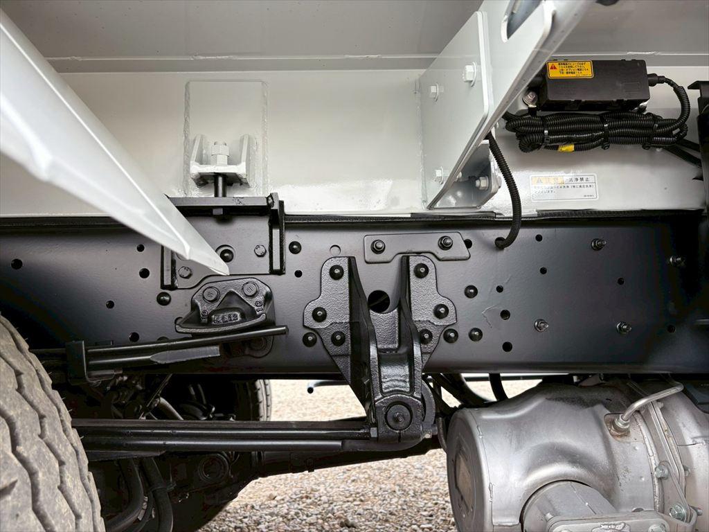 三菱 ファイター 2KG-FK72F(2WD)の写真17