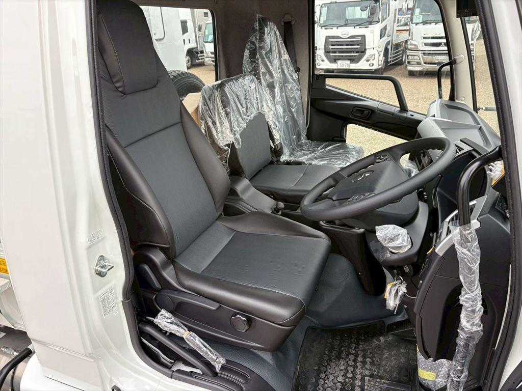 三菱 ファイター 2KG-FK72F(2WD)の写真21