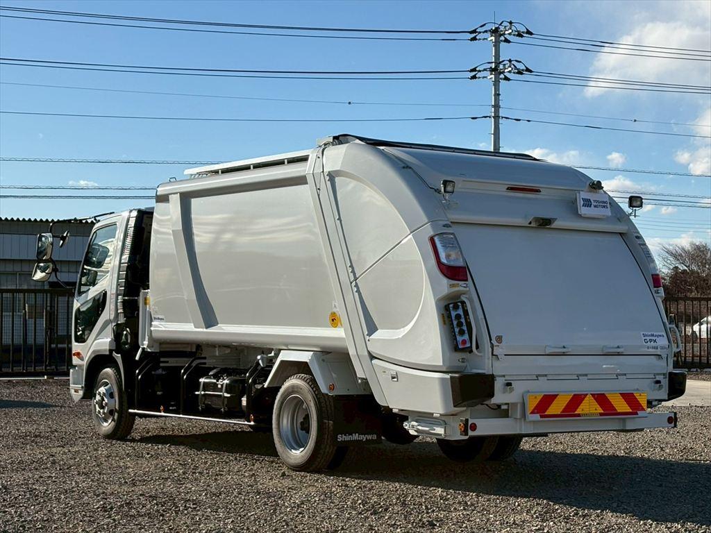 三菱 ファイター 2KG-FK72F(2WD)の写真3