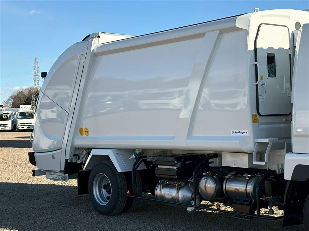 三菱 ファイター 2KG-FK72F(2WD)の写真5