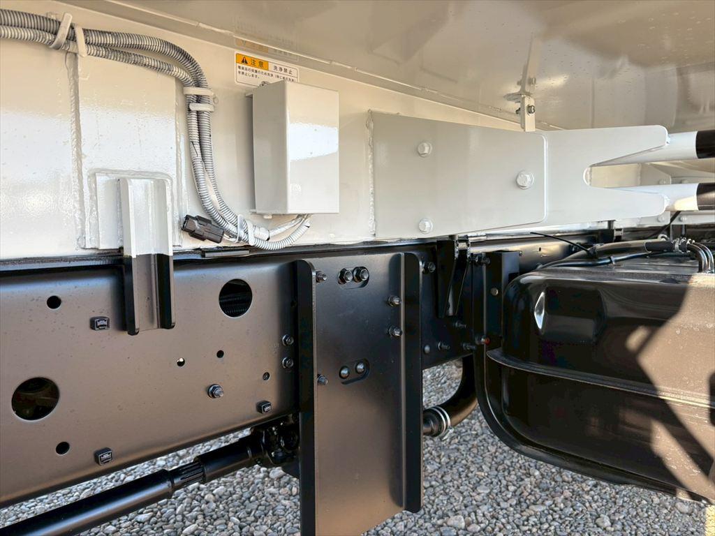 三菱 ファイター 2KG-FK72F(2WD)の写真16