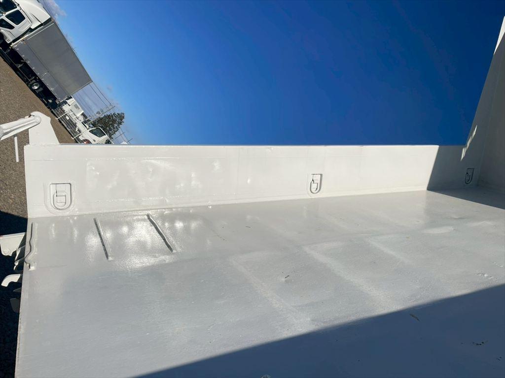 いすゞ エルフ TKG-NPR85YN(2WD)の写真9