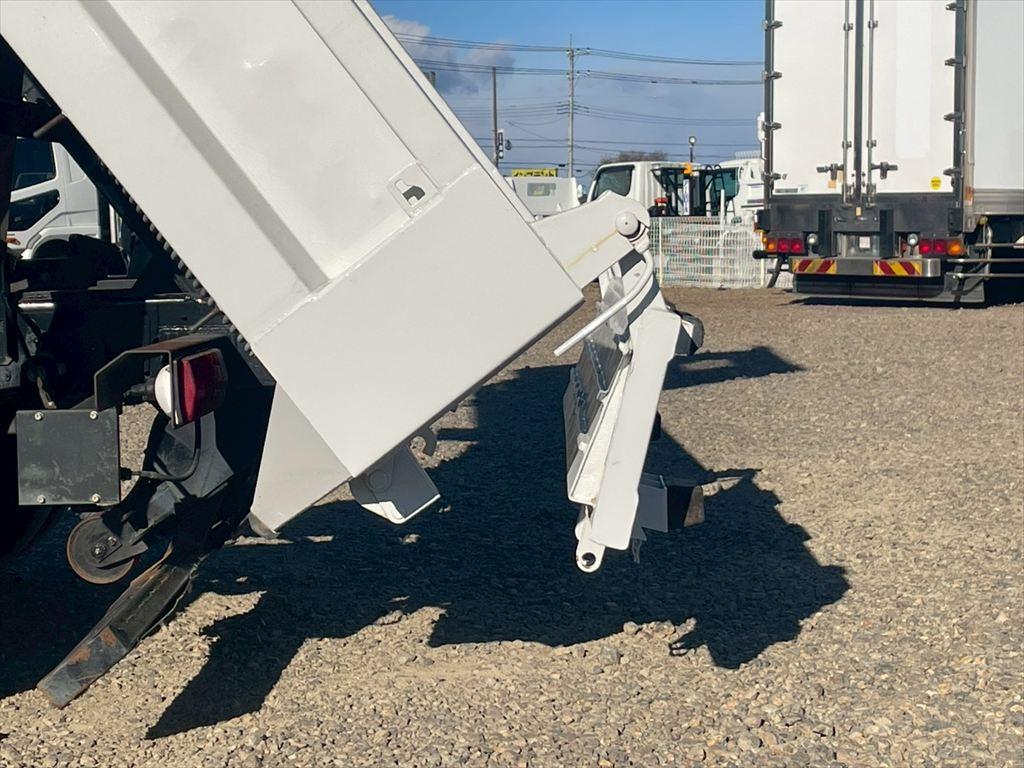 いすゞ エルフ TKG-NPR85YN(2WD)の写真13