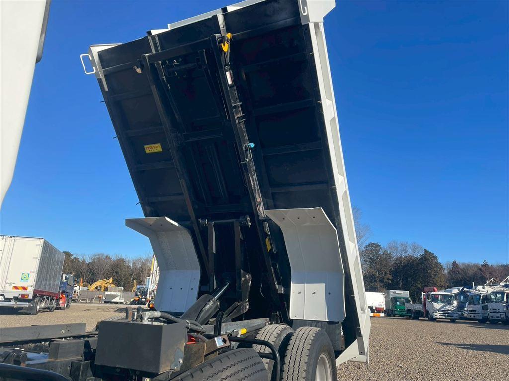 いすゞ エルフ TKG-NPR85YN(2WD)の写真14