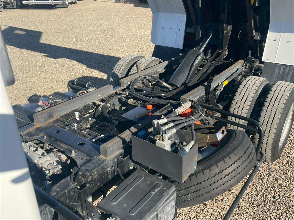 いすゞ エルフ TKG-NPR85YN(2WD)の写真15