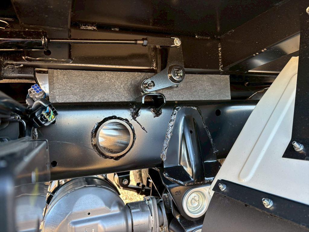 三菱 キャンター 2RG-FBA60(2WD)の写真18