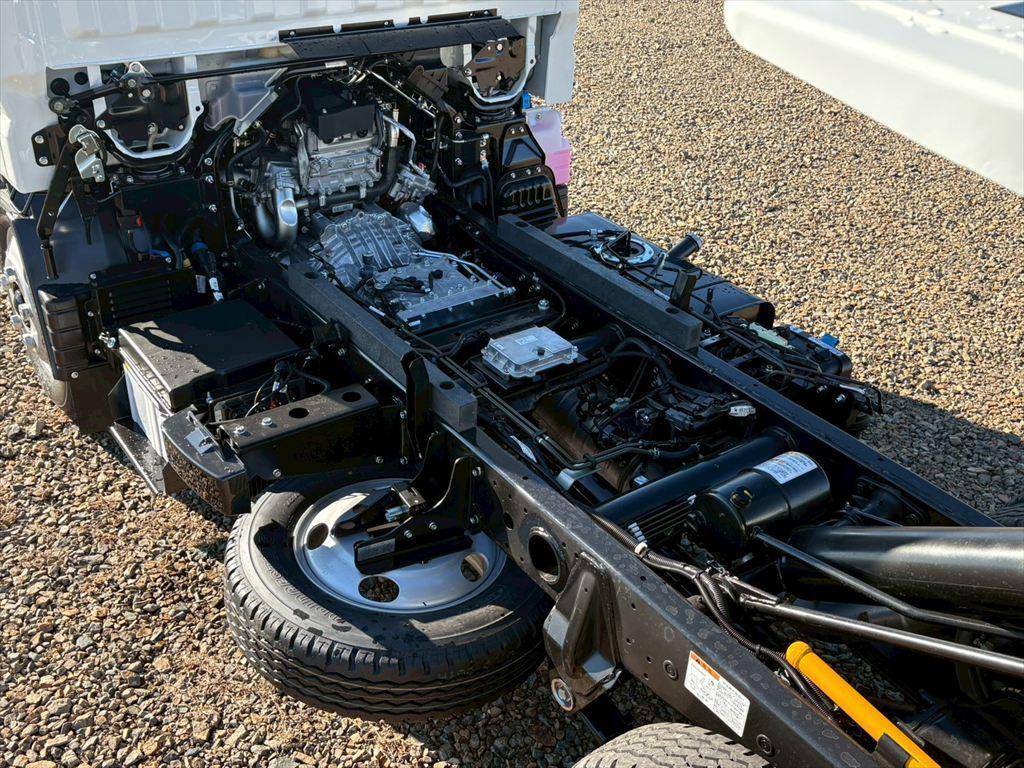 三菱 キャンター 2RG-FBA60(2WD)の写真16