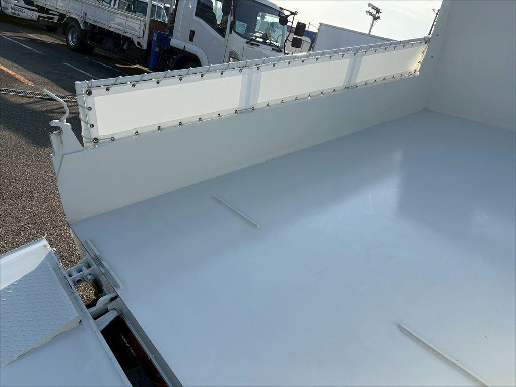 日野 デュトロ 2KG-XZU700X(2WD)の写真9