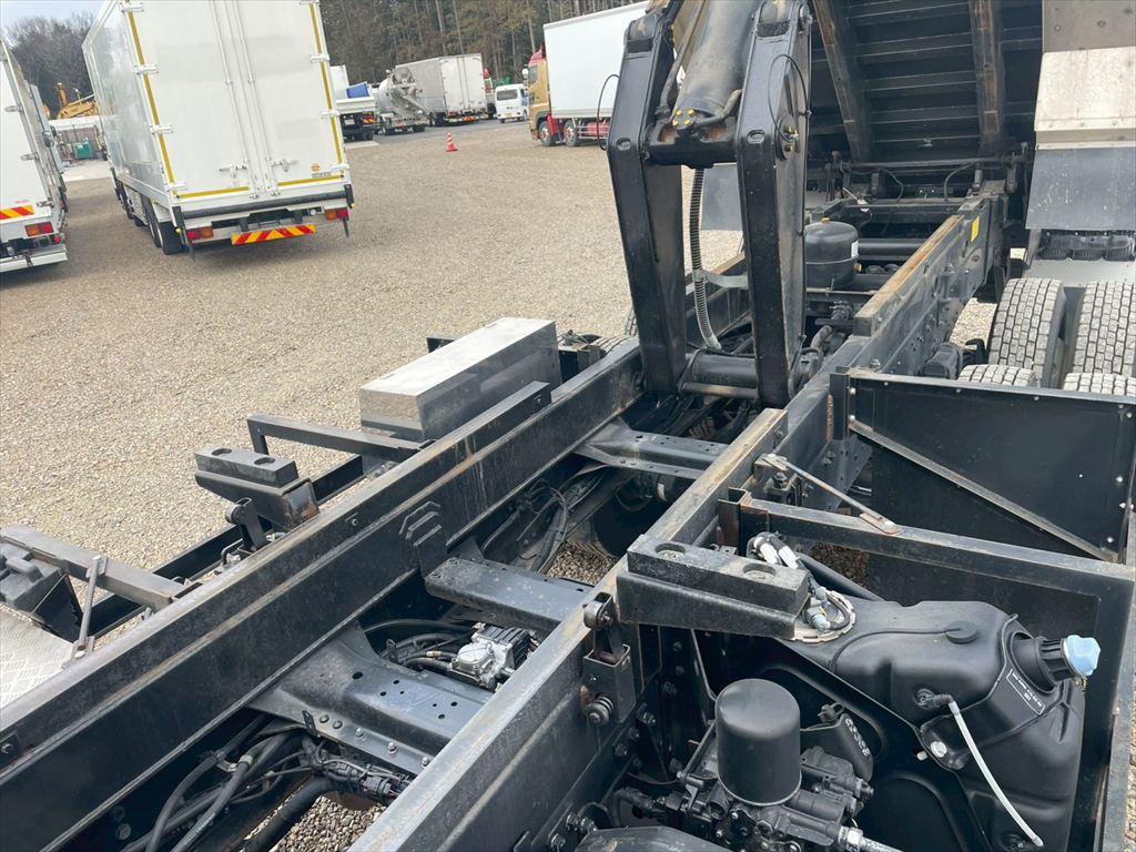 三菱 スーパーグレート 2PG-FV70HY(6x4)の写真13