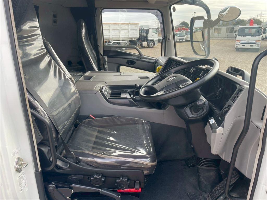 三菱 スーパーグレート 2PG-FV70HY(6x4)の写真21