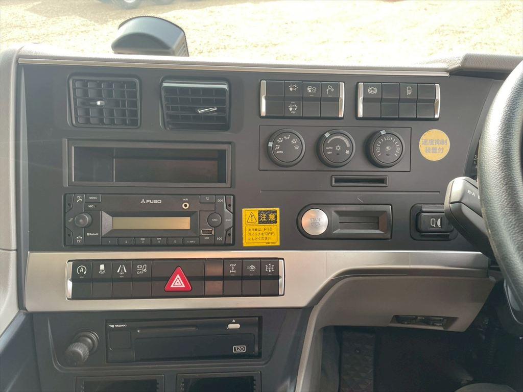 三菱 スーパーグレート 2PG-FV70HY(6x4)の写真22