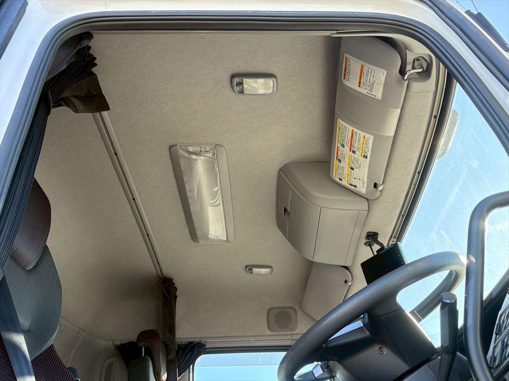 ＵＤ クオン 2PG-CW4AL(6x4)の写真24