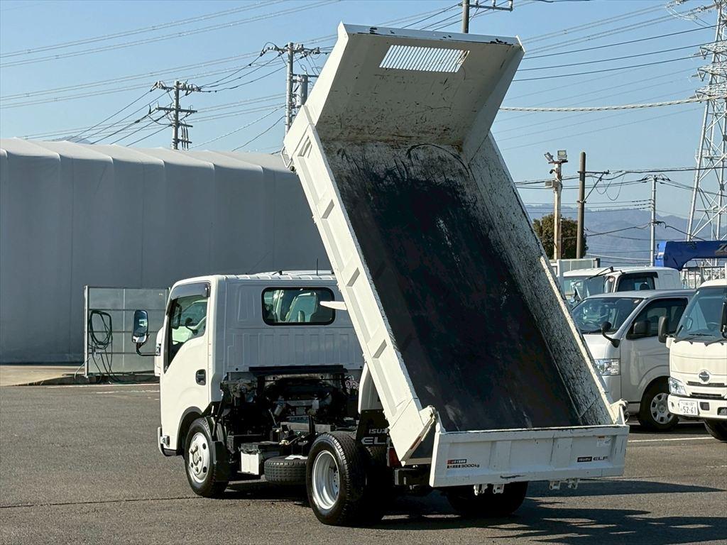 いすゞ エルフ 2RG-NKR88AT(2WD)の写真11