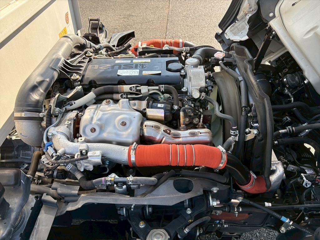 いすゞ エルフ 2RG-NKR88AT(2WD)の写真19