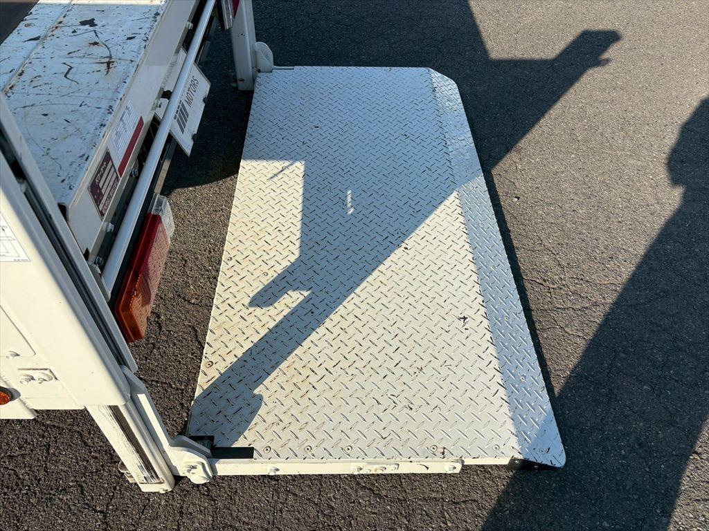 日野 デュトロ 2KG-XZU655M(2WD)の写真12