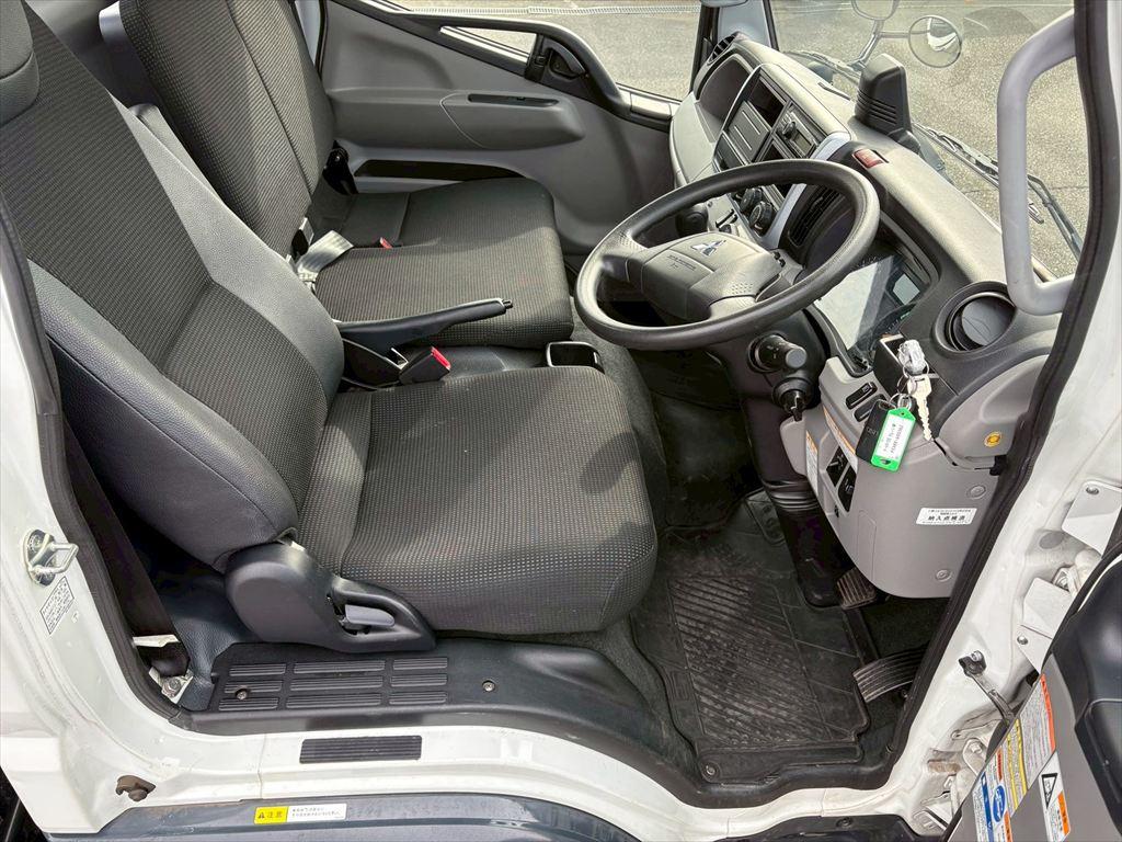 三菱 キャンター 2RG-FEA80(2WD)の写真21