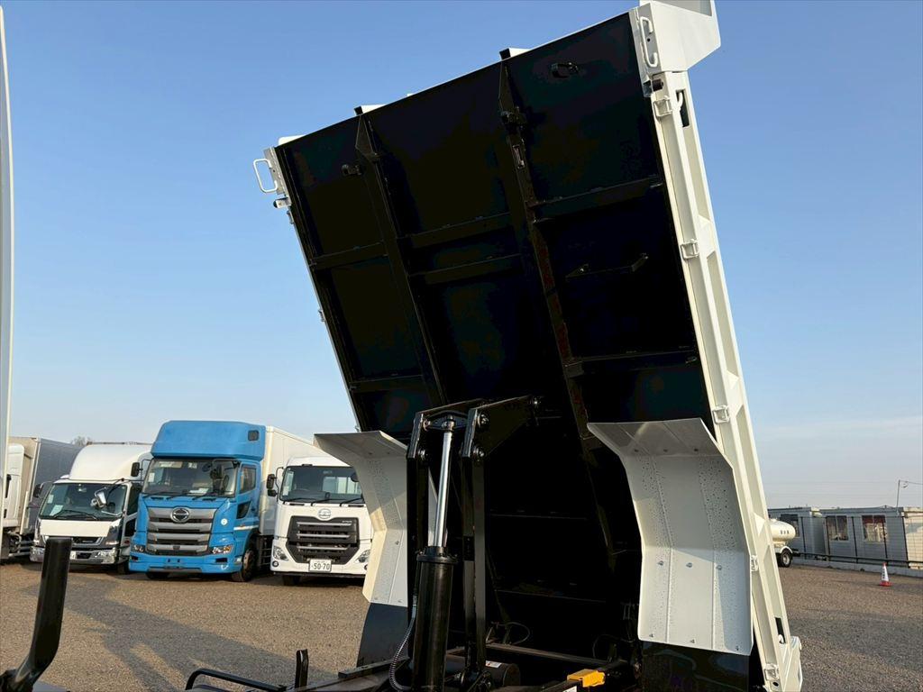 三菱 ファイター 2KG-FK62F(2WD)の写真13