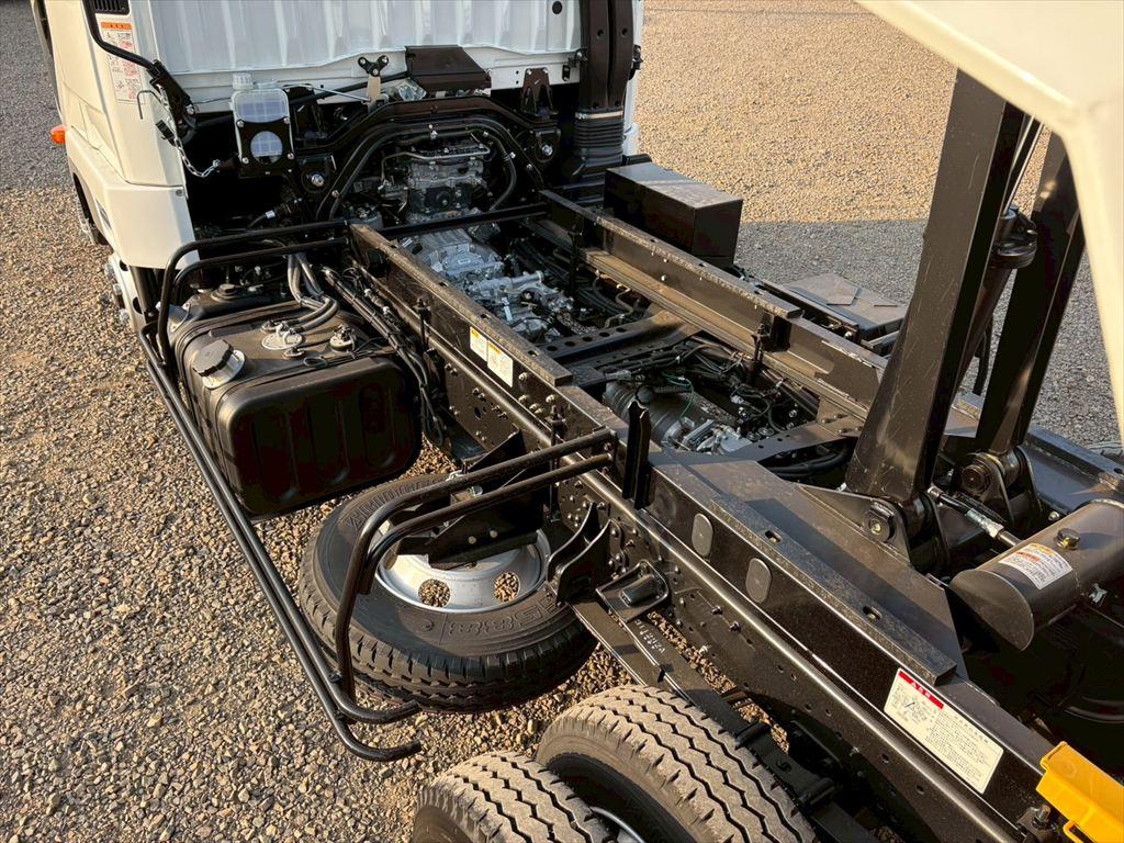 三菱 ファイター 2KG-FK62F(2WD)の写真14