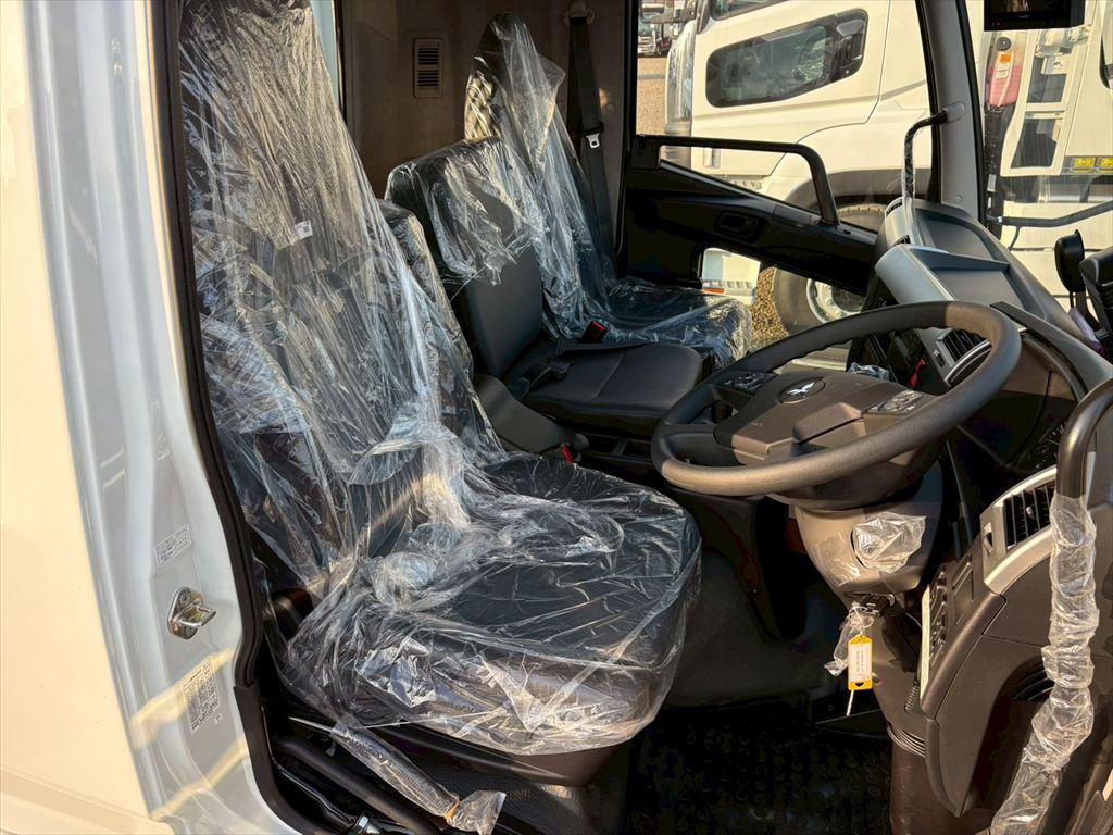 三菱 ファイター 2KG-FK62F(2WD)の写真21