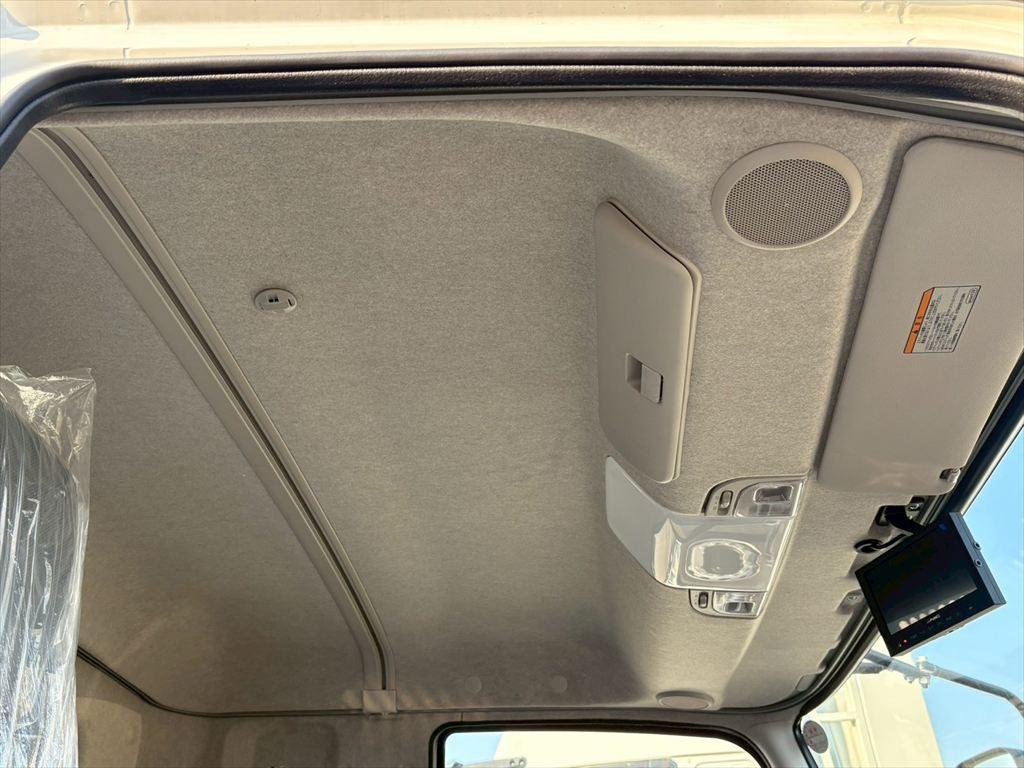 三菱 ファイター 2KG-FK62F(2WD)の写真24