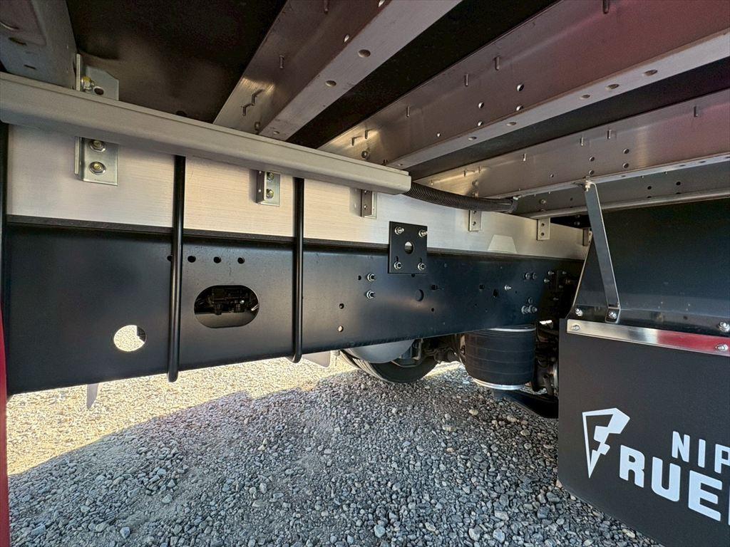 いすゞ フォワード 2RG-FTR90V4(2WD)の写真15