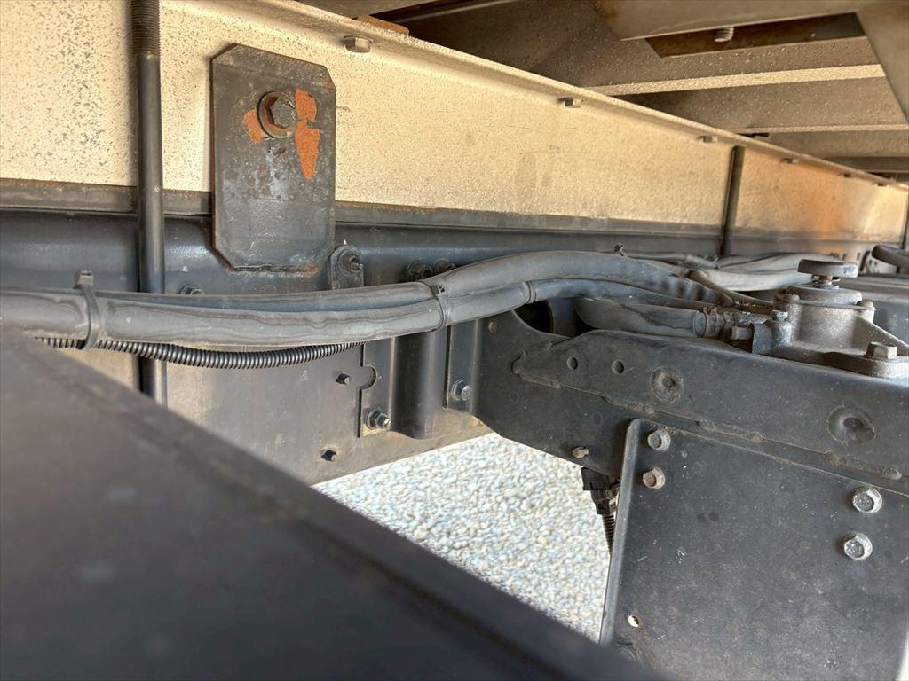 三菱 ファイター PJ-FK62FZ(2WD)の写真15