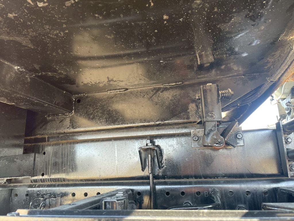 いすゞ フォワード TKG-FRR90S1(2WD)の写真17