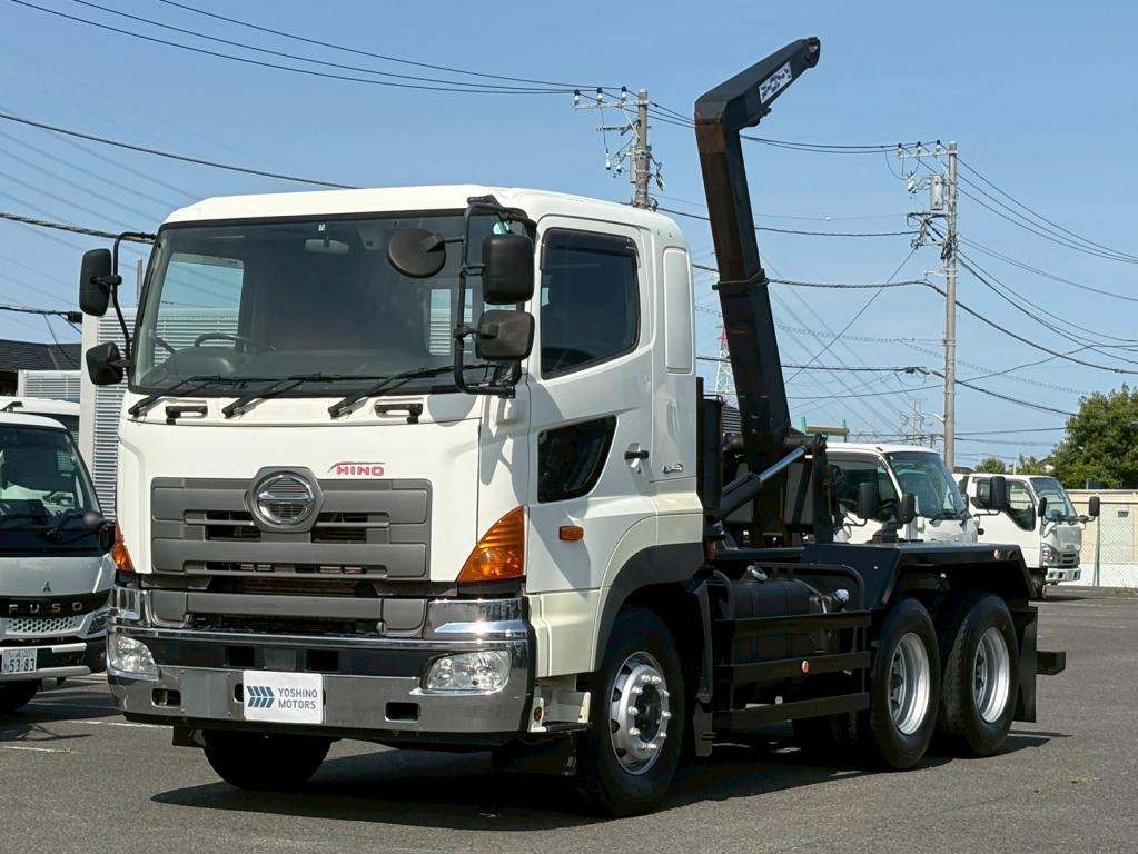 日野 プロフィア QKG-FS1EKDA(6x4)の写真1
