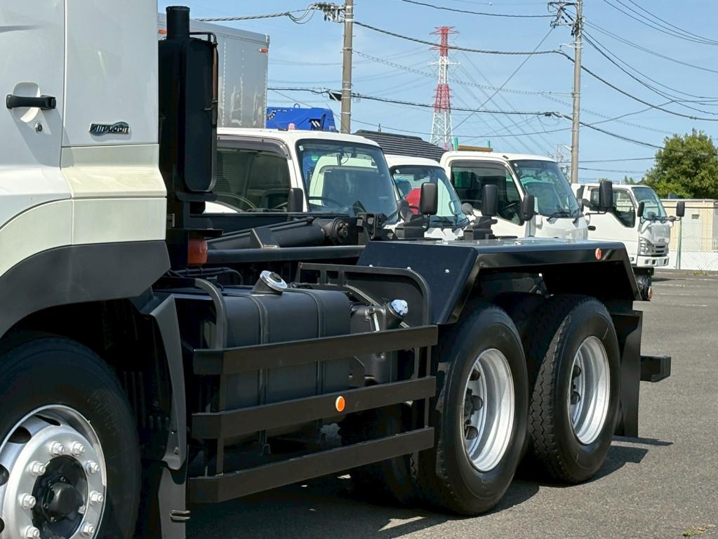 日野 プロフィア QKG-FS1EKDA(6x4)の写真6
