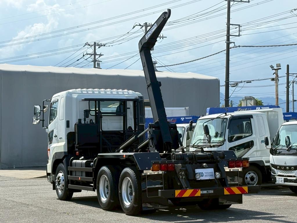 日野 プロフィア QKG-FS1EKDA(6x4)の写真13
