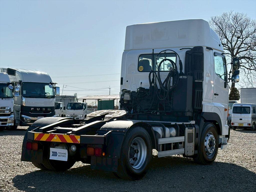 日野 プロフィア QPG-SH1EDDG(2WD)の写真4