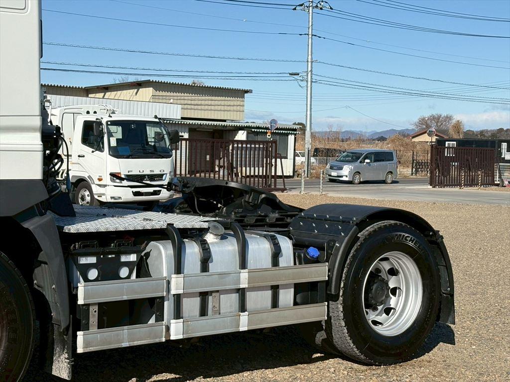 日野 プロフィア QPG-SH1EDDG(2WD)の写真6