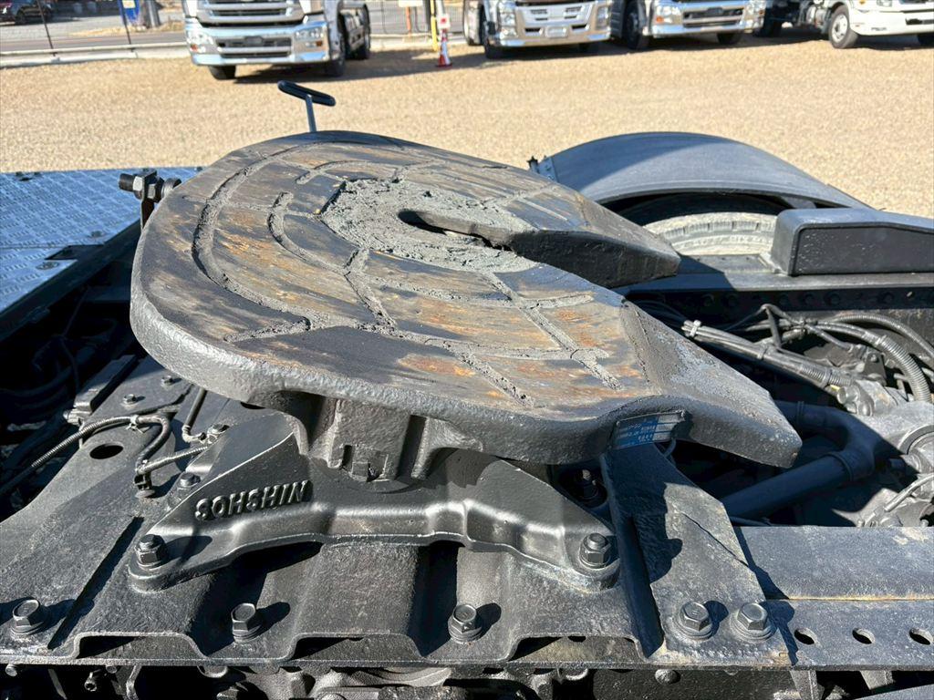 日野 プロフィア QPG-SH1EDDG(2WD)の写真10